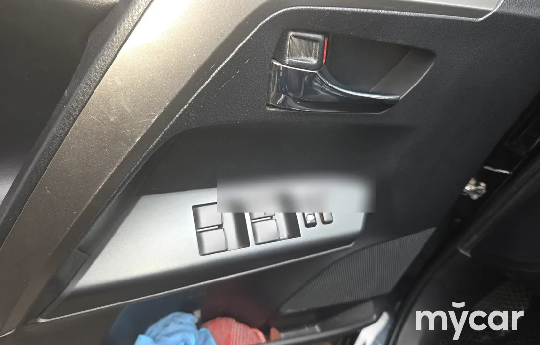 Toyota RAV4 2017