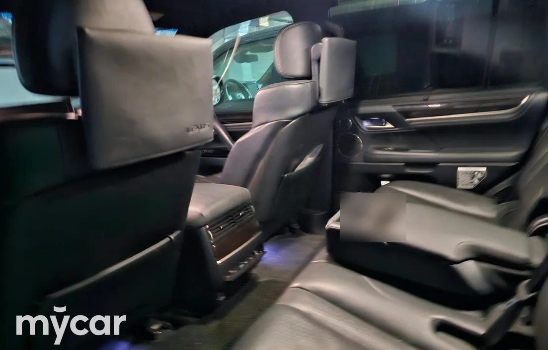 Lexus LX 2019