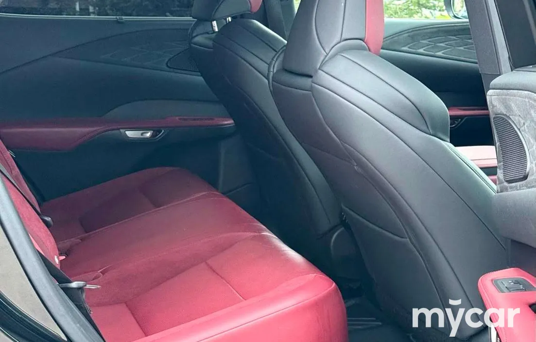Lexus RX 2024