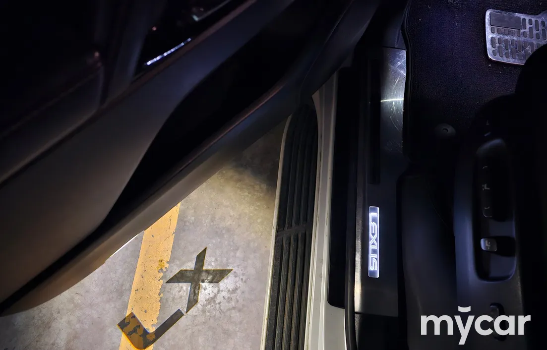 Lexus LX 2019