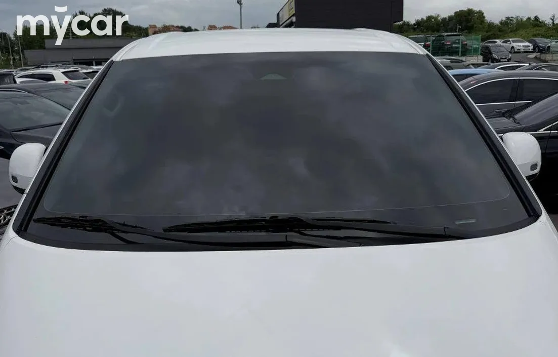 Hyundai Staria 2025