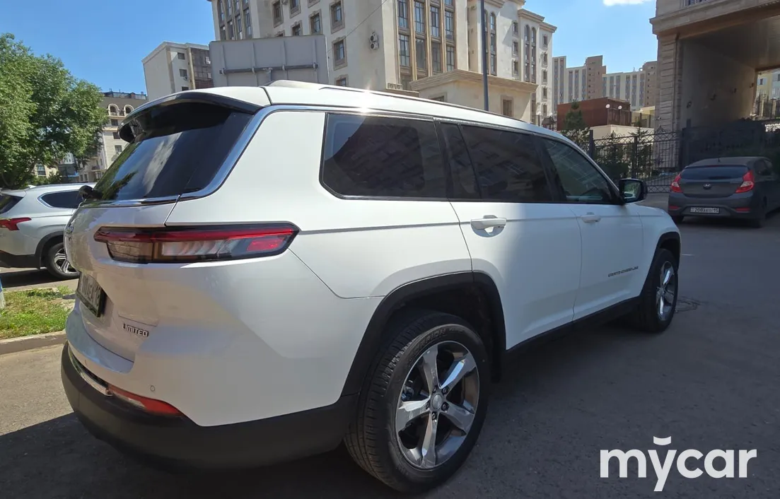 Jeep Grand Cherokee 2021