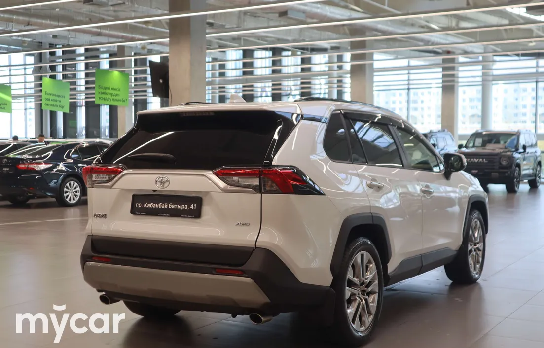 Toyota RAV4 2024