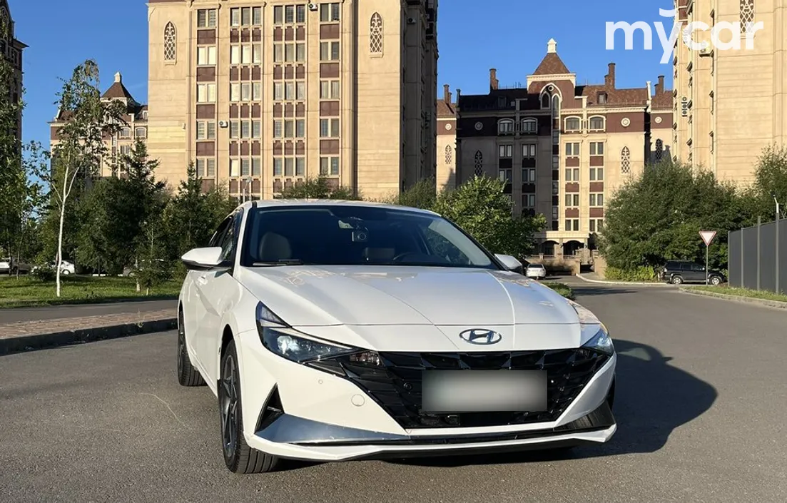 Hyundai Elantra 2021