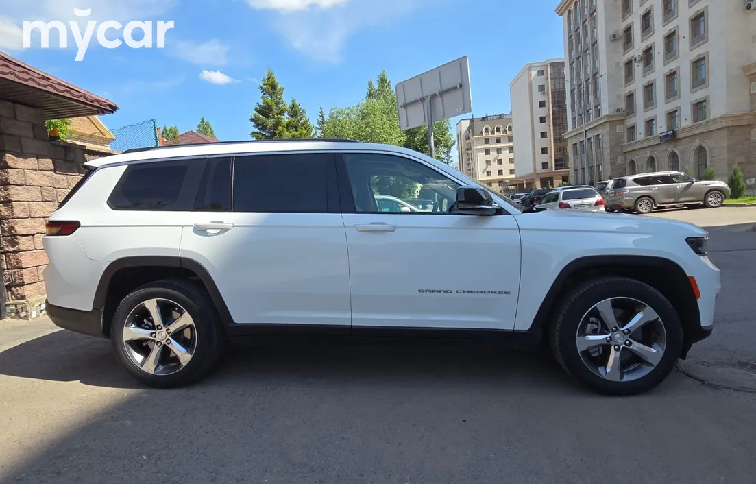 Jeep Grand Cherokee 2021