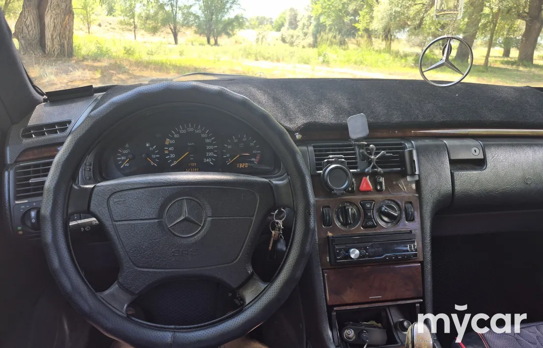 Mercedes-Benz E-Класс 1996