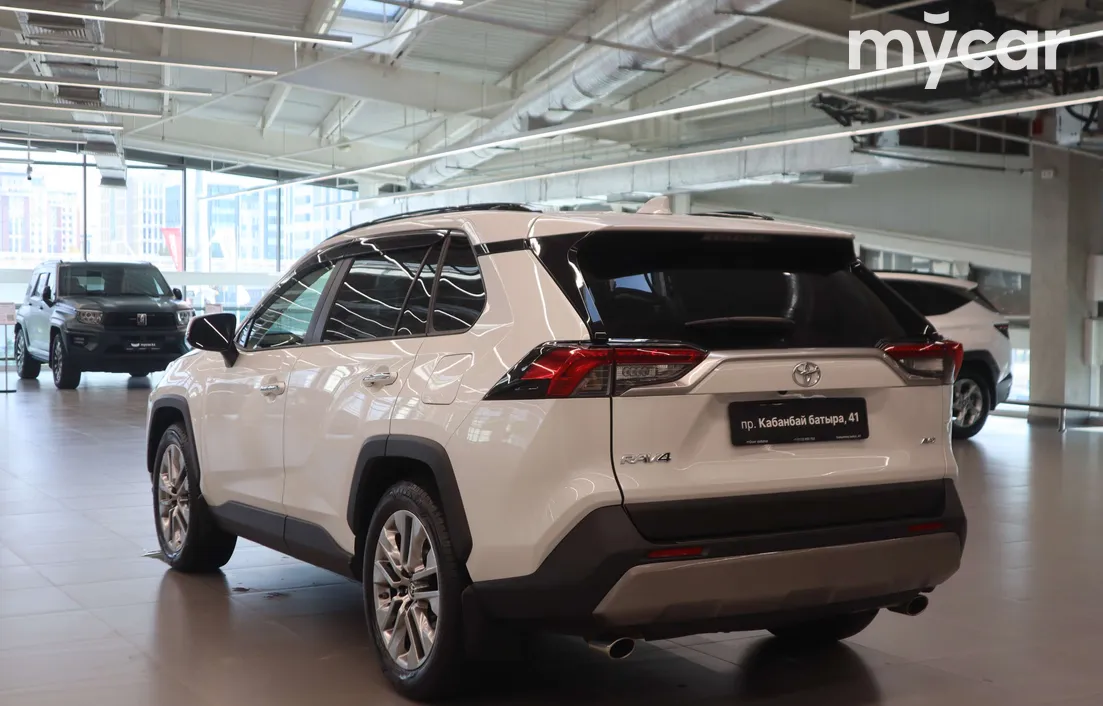 Toyota RAV4 2024