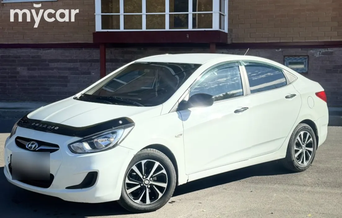 Hyundai Accent 2012