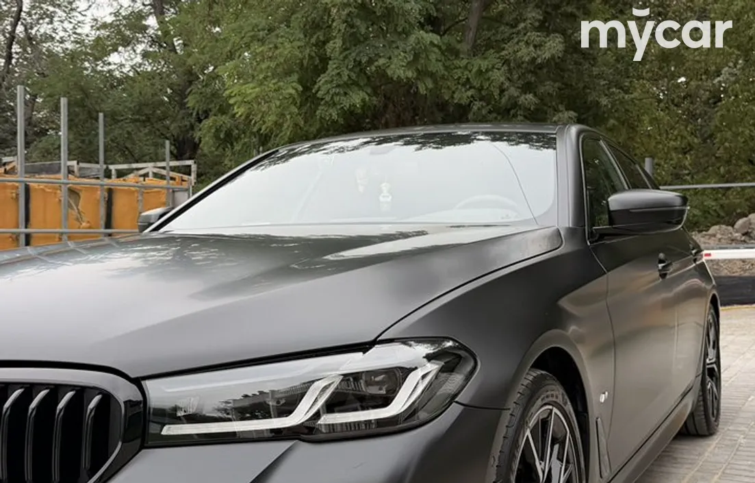 BMW 5 серия 2022
