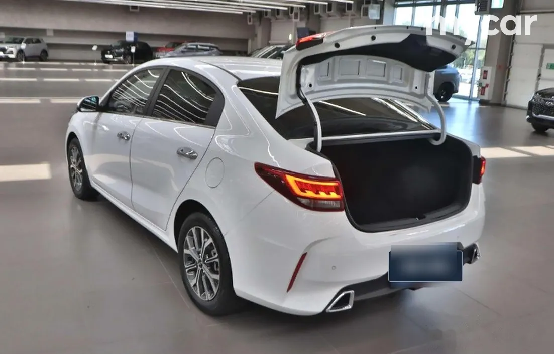Kia Rio 2021