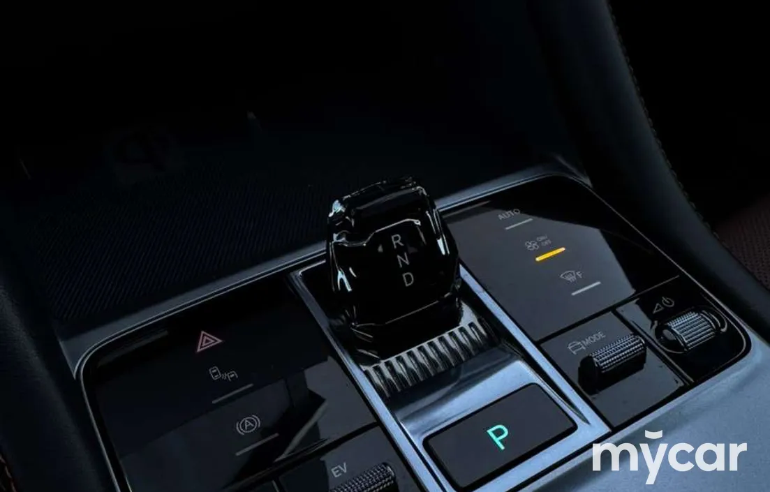 BYD Song Plus DM-i 2025