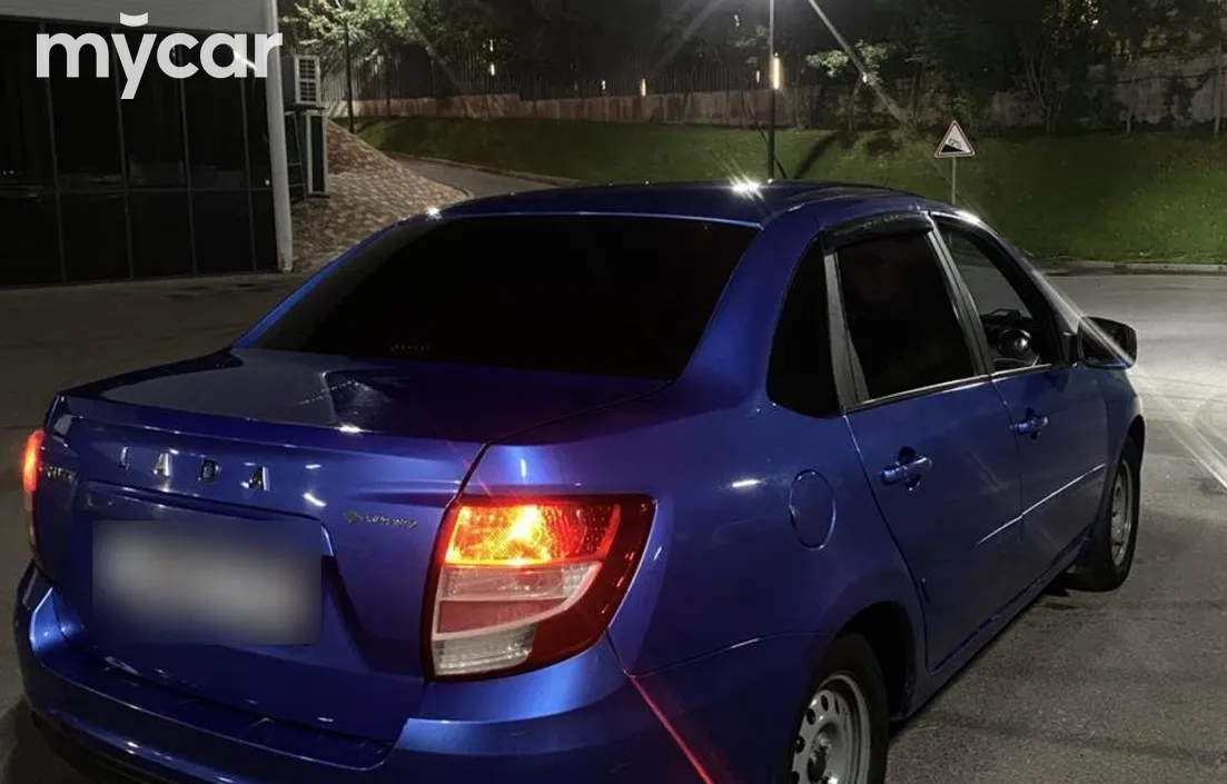 LADA Granta 2019