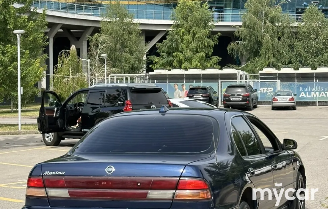 Nissan Maxima 1995