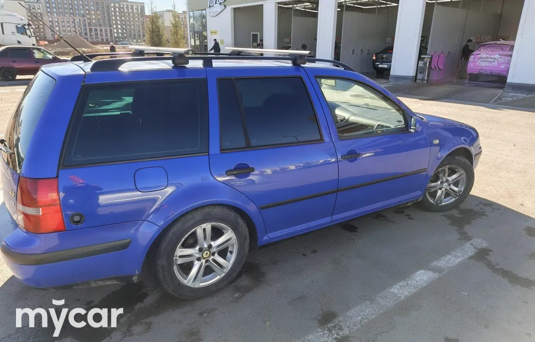 Volkswagen Golf 2003