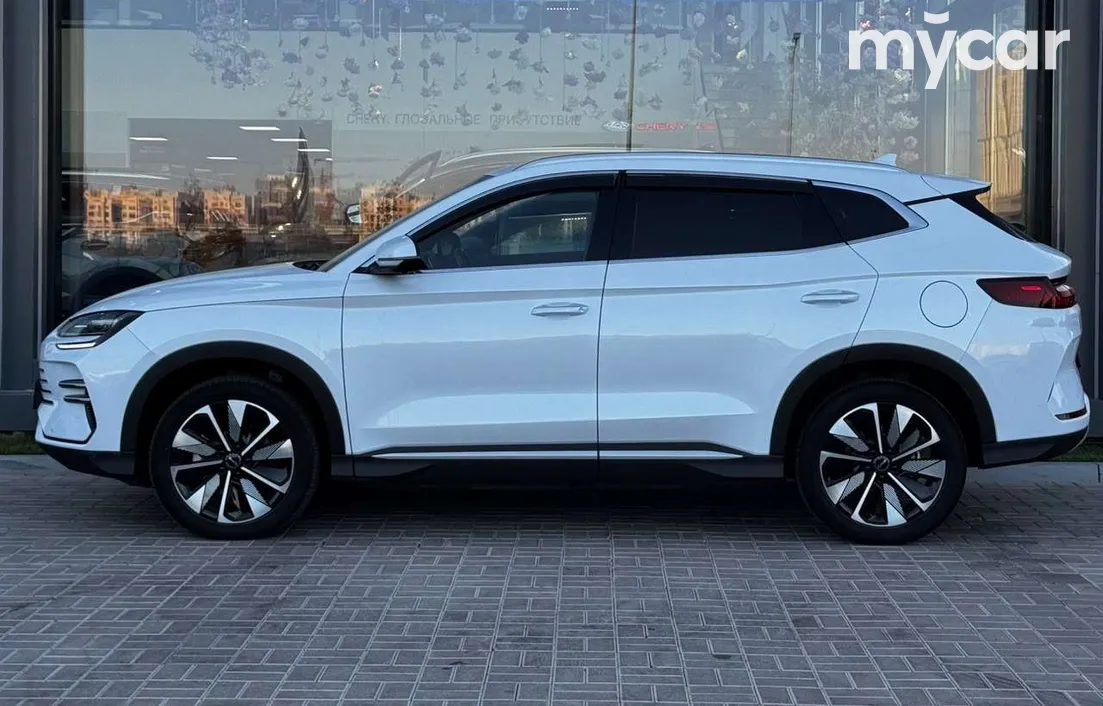 BYD Song Plus DM-i 2025