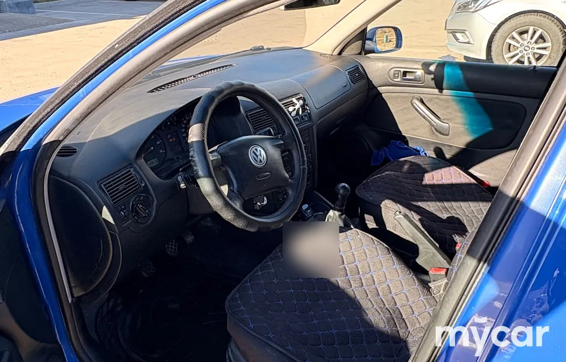 Volkswagen Golf 2003