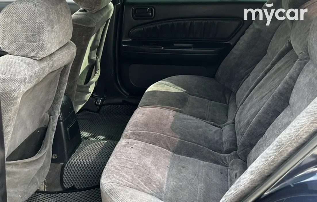 Nissan Maxima 1995