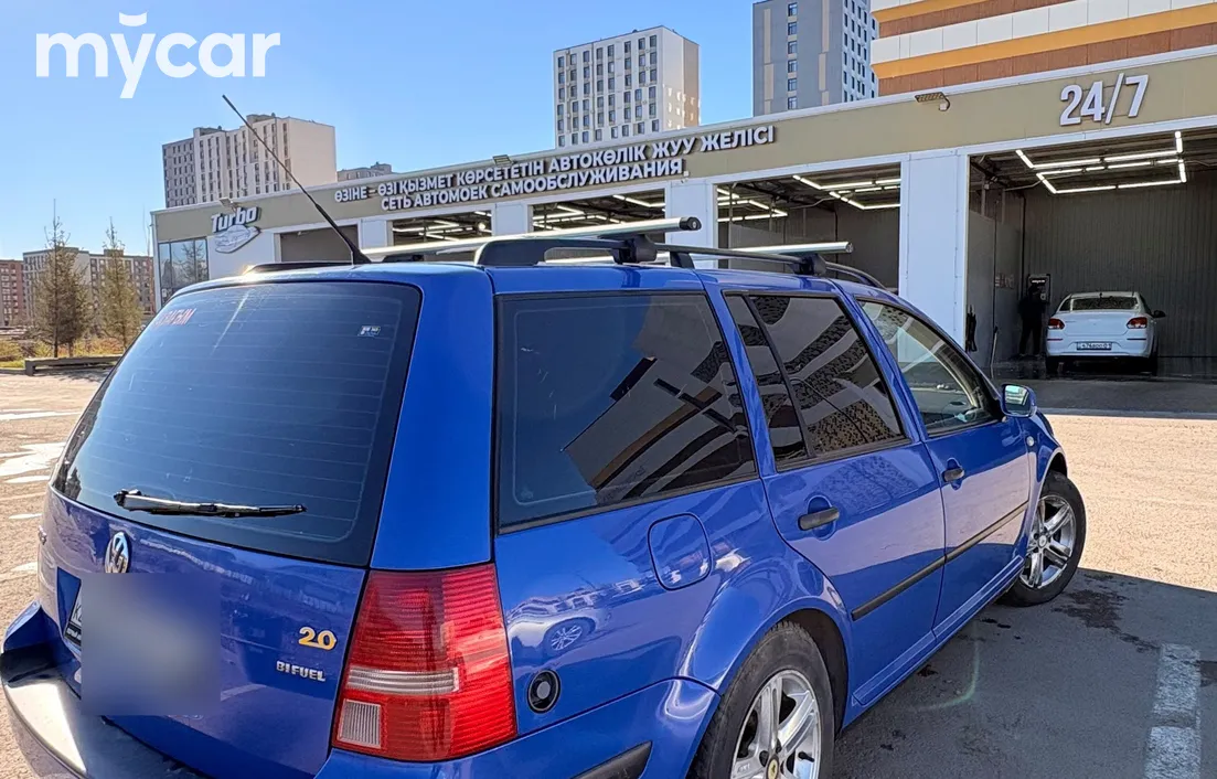 Volkswagen Golf 2003