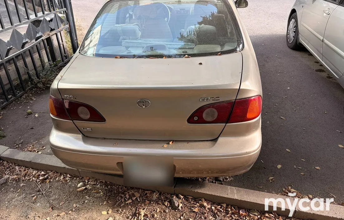 Toyota Corolla 2001