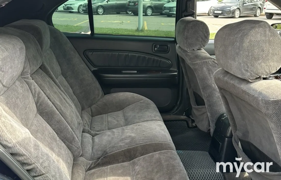 Nissan Maxima 1995