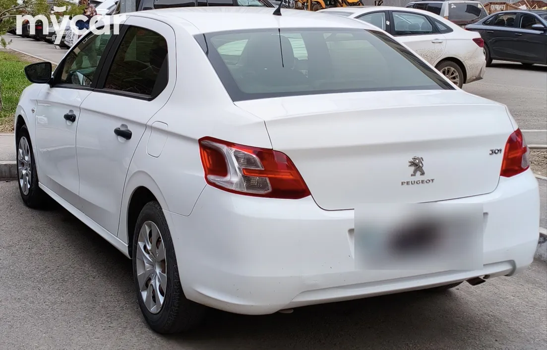 Peugeot 301 2017
