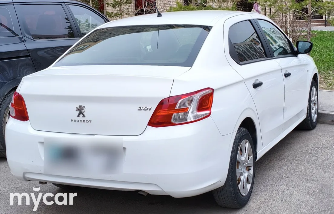 Peugeot 301 2017