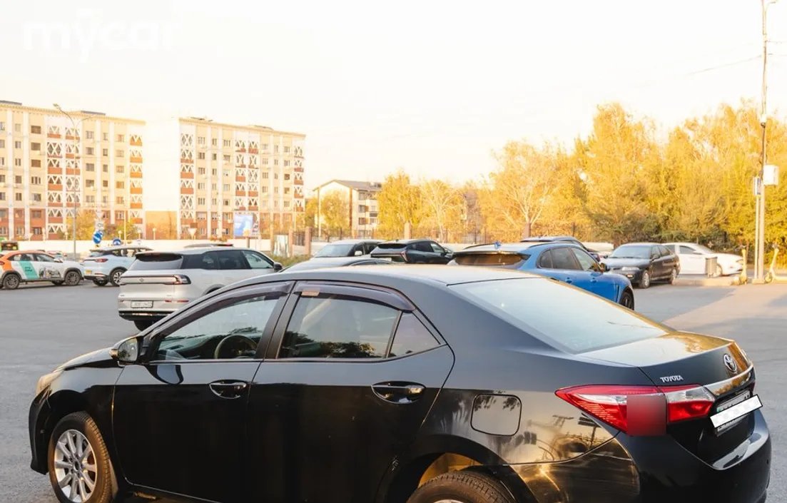 Toyota Corolla 2015