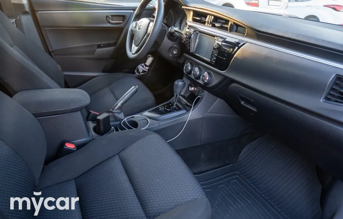 Toyota Corolla 2015