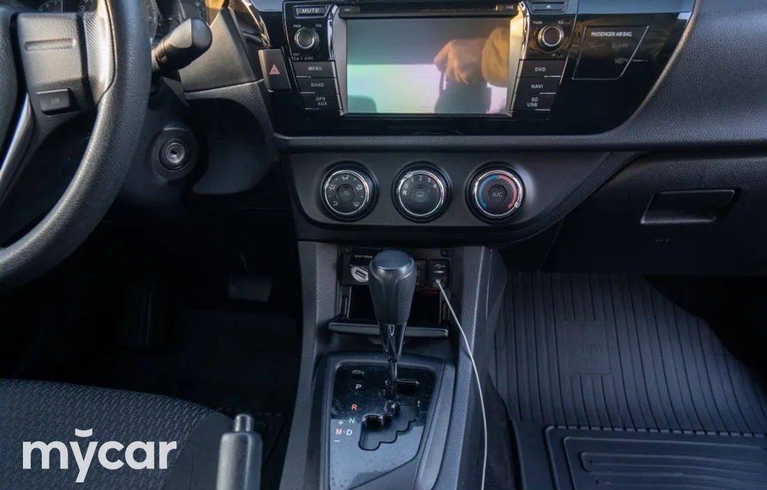 Toyota Corolla 2015