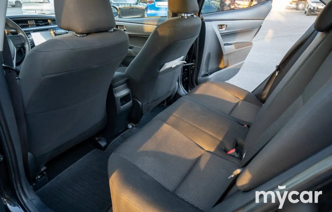 Toyota Corolla 2015