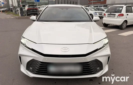 фото Toyota Camry Новая за 19000000 тенге
