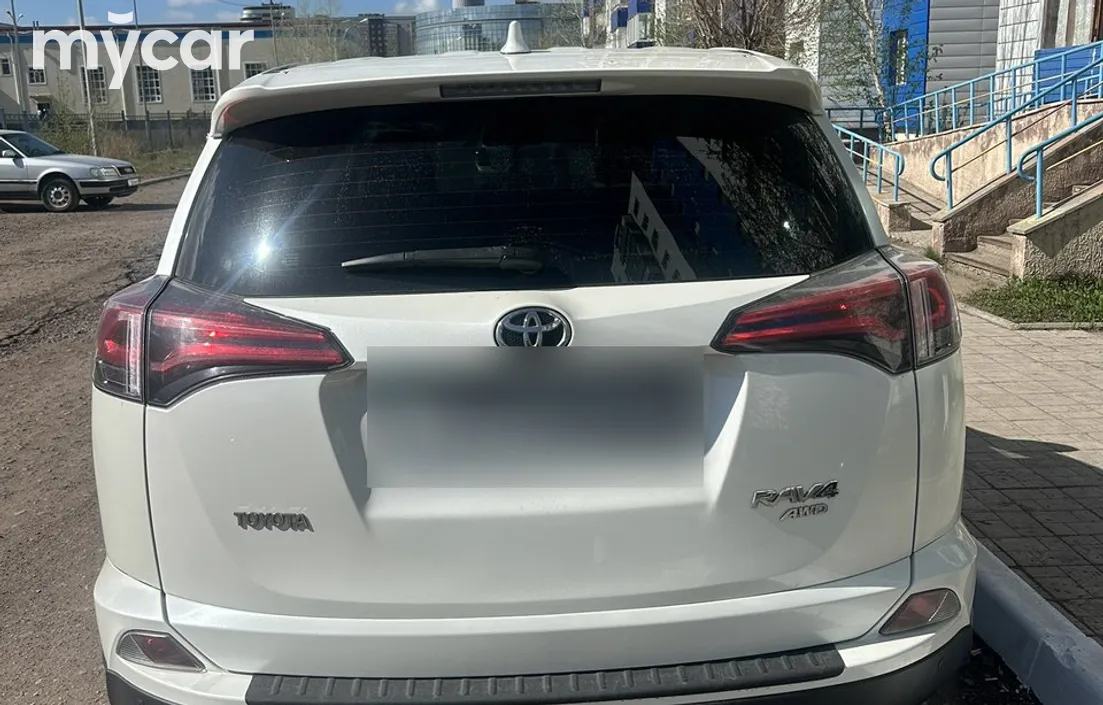 Toyota RAV4 2017