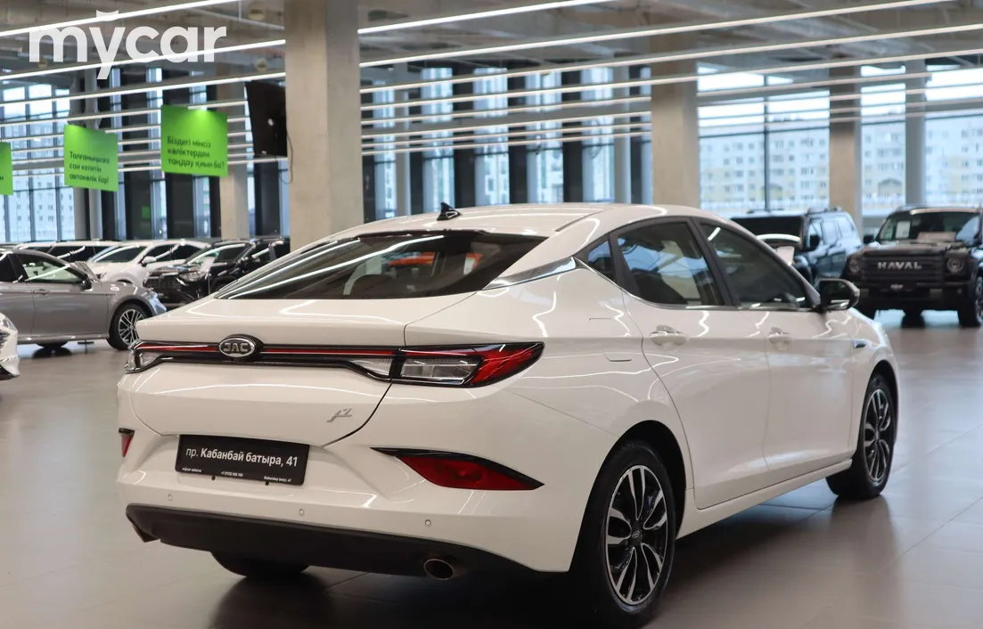JAC J7 2023