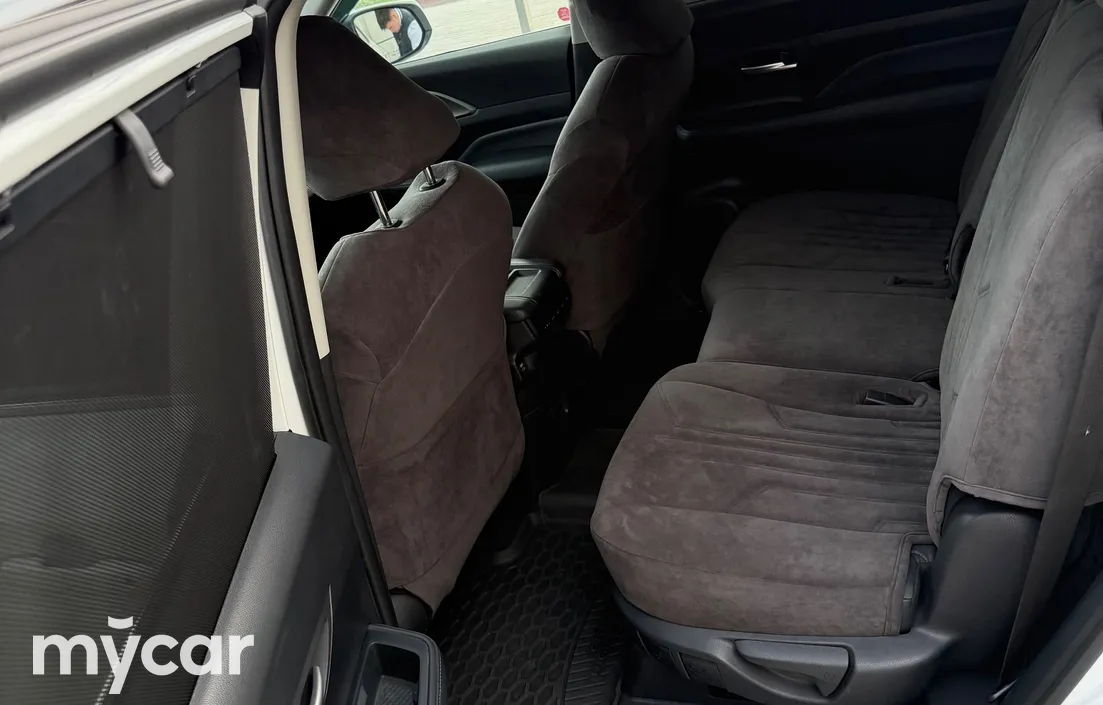 Toyota Grand Highlander 2023
