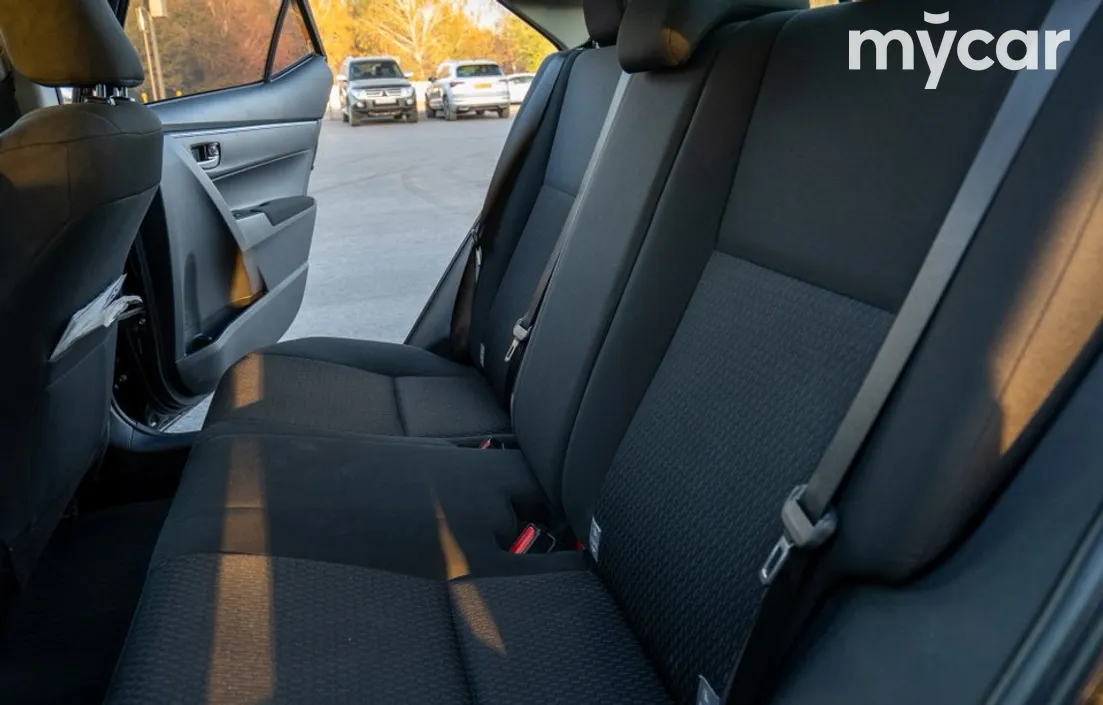 Toyota Corolla 2015