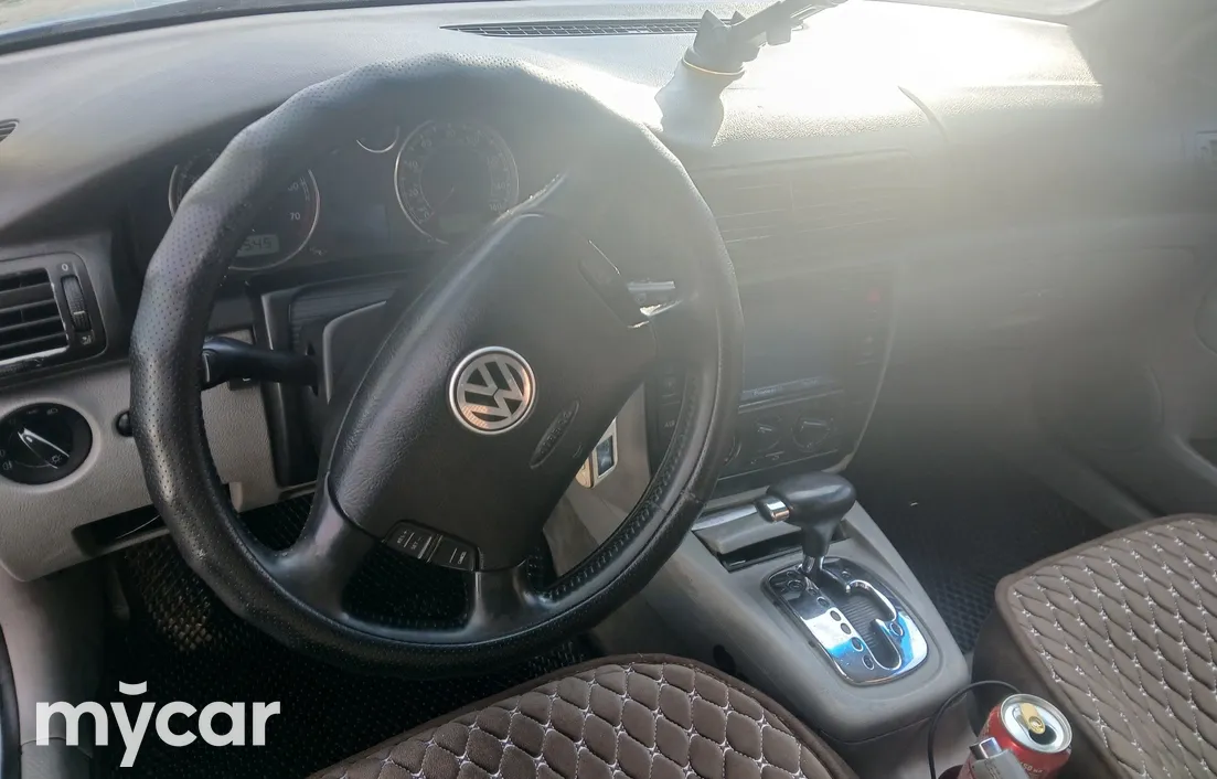 Volkswagen Passat 2002