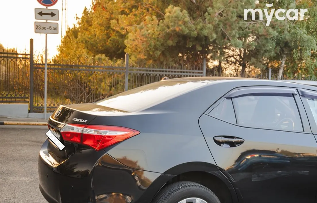 Toyota Corolla 2015