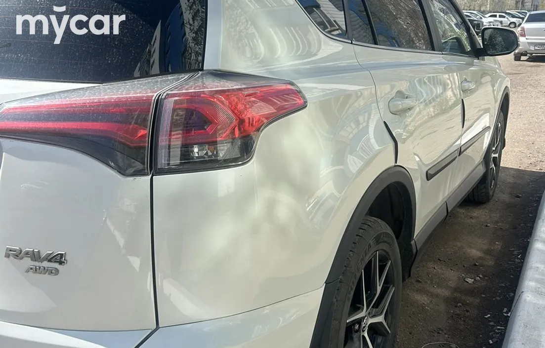 Toyota RAV4 2017
