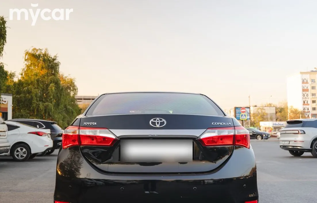 Toyota Corolla 2015