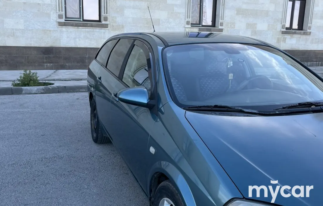 Nissan Primera 2003