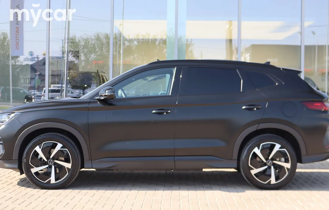 BYD Song Plus DM-i 2025