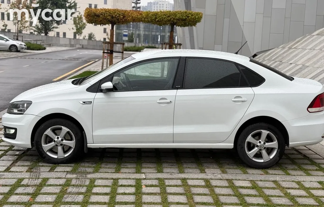 Volkswagen Polo 2016