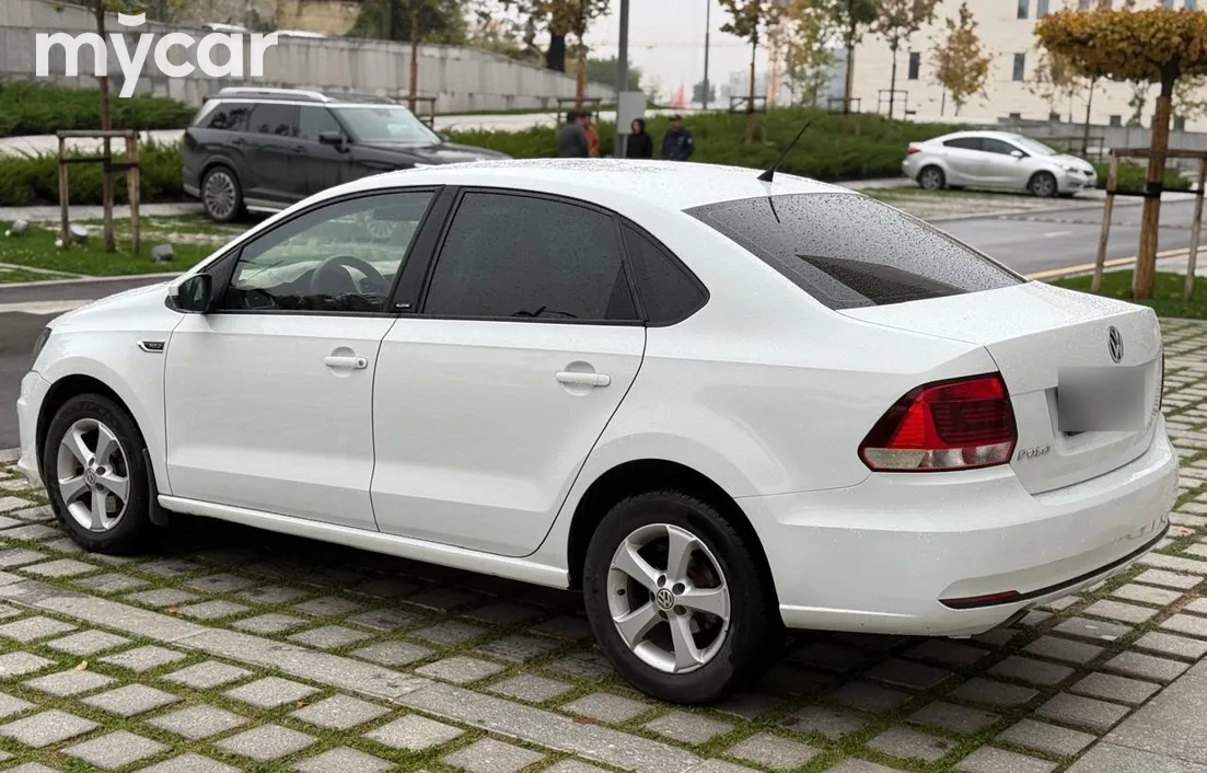 Volkswagen Polo 2016