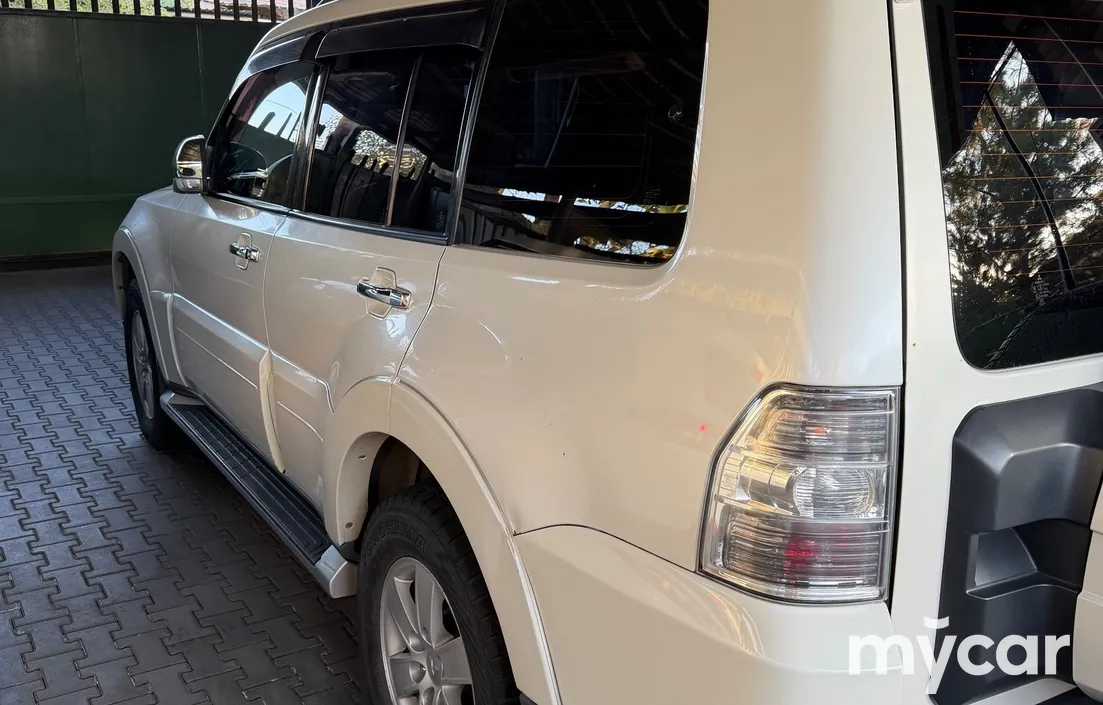 Mitsubishi Pajero 2008