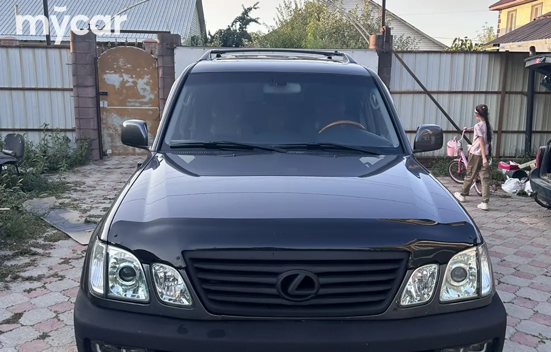 Lexus LX 2003