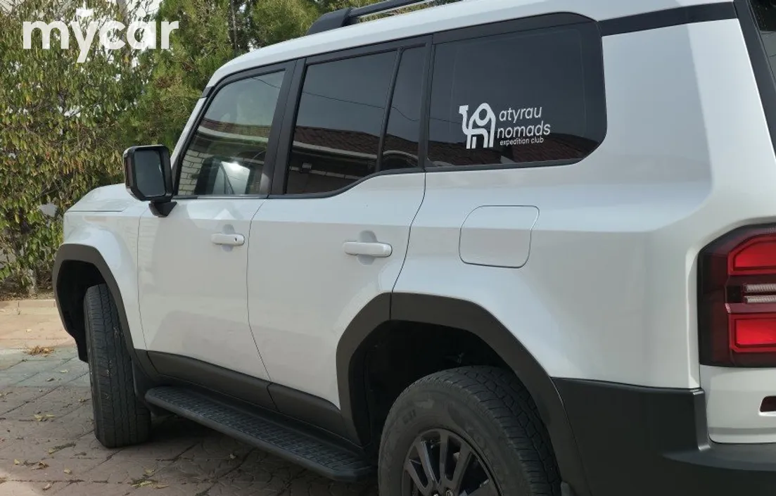 Toyota Land Cruiser 2024