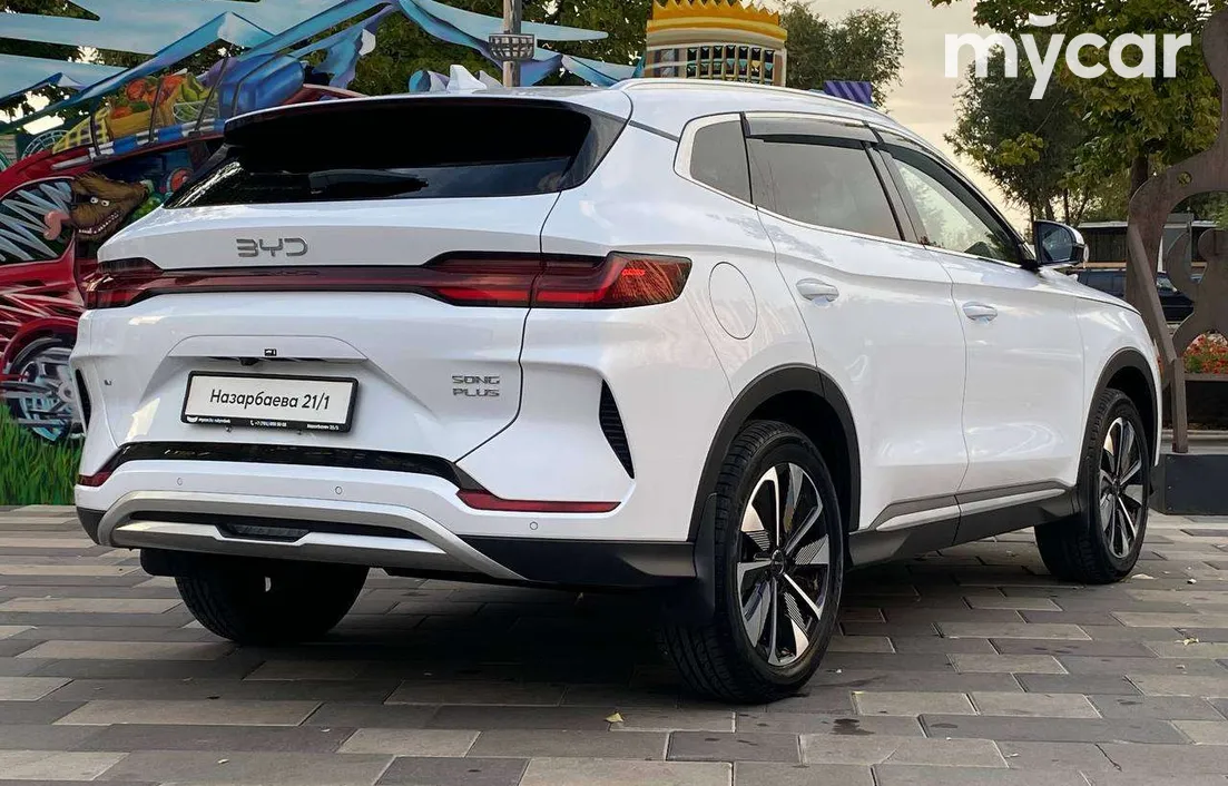 BYD Song Plus EV 2025