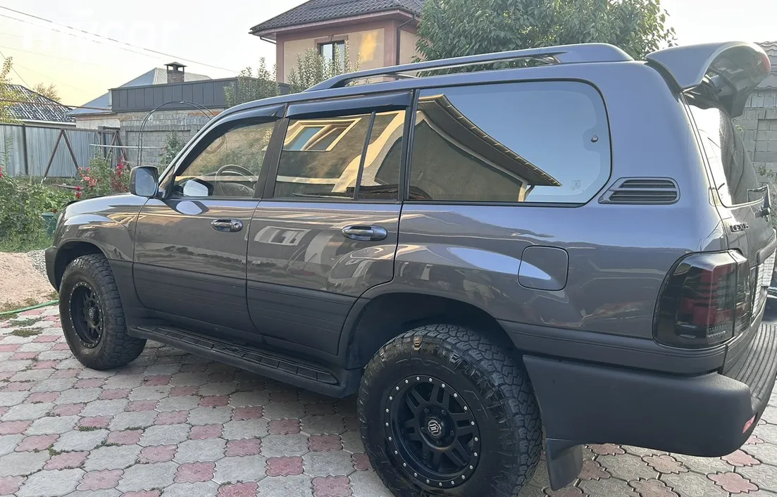 Lexus LX 2003