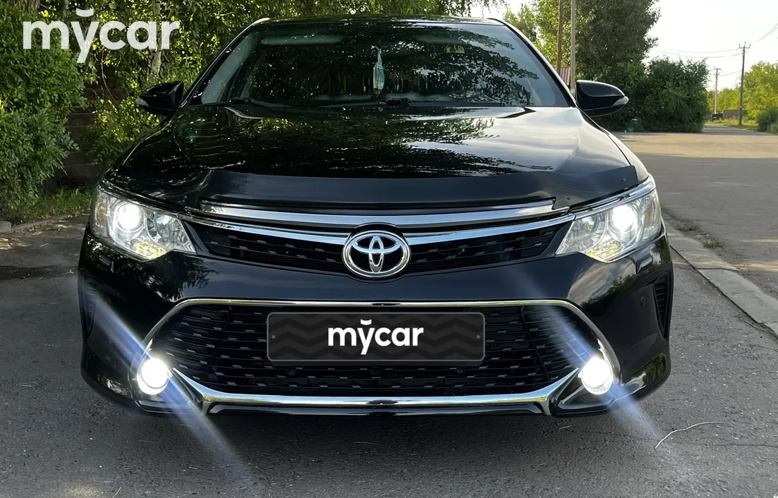 Toyota Camry 2016