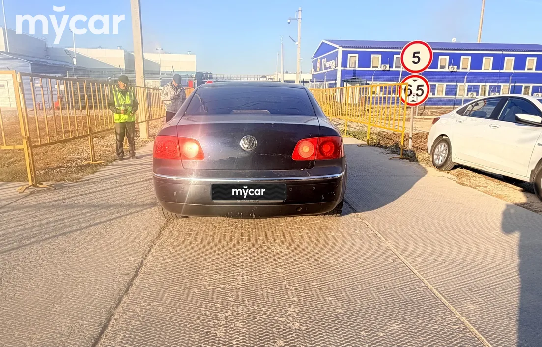 Volkswagen Phaeton 2002